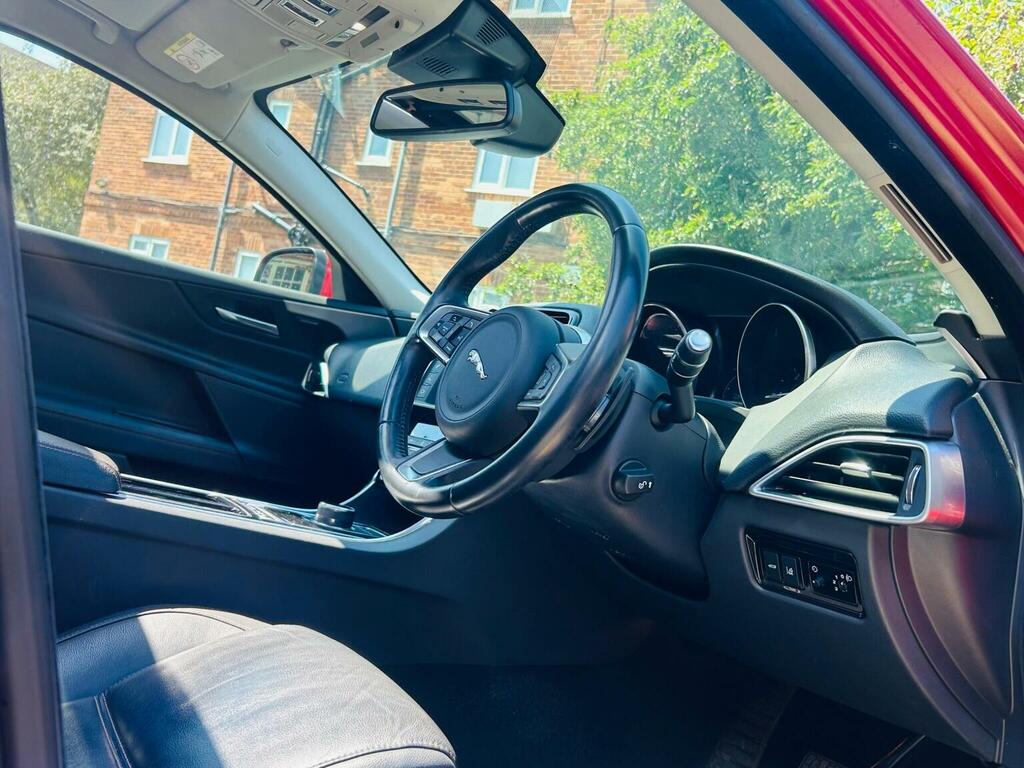 Jaguar XE Xe R-sport D Awd Blue #33