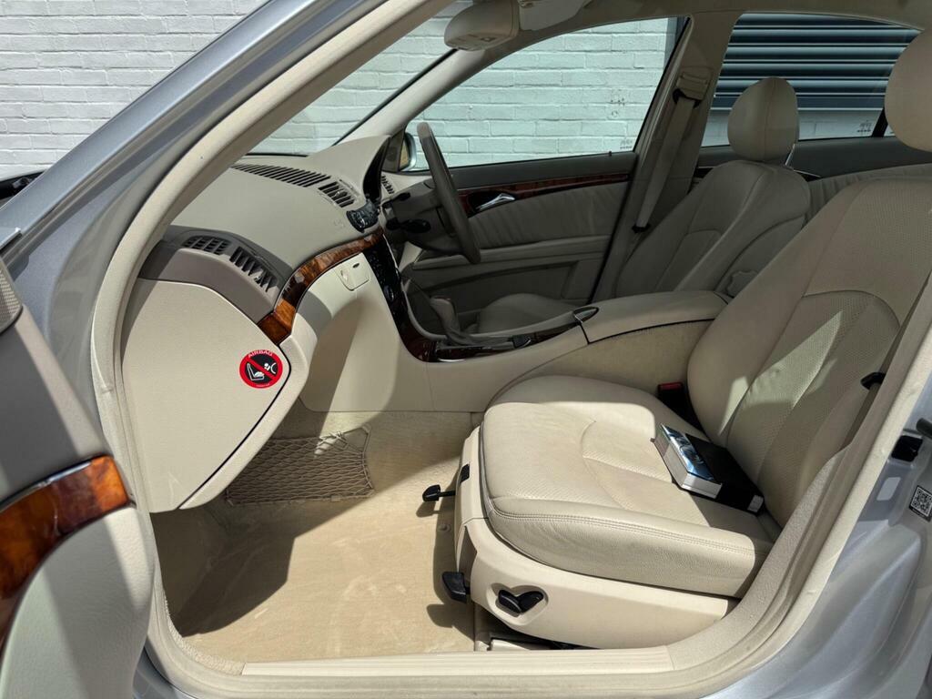 Mercedes-Benz E Class 5.0 E500 Elegance Silver #10