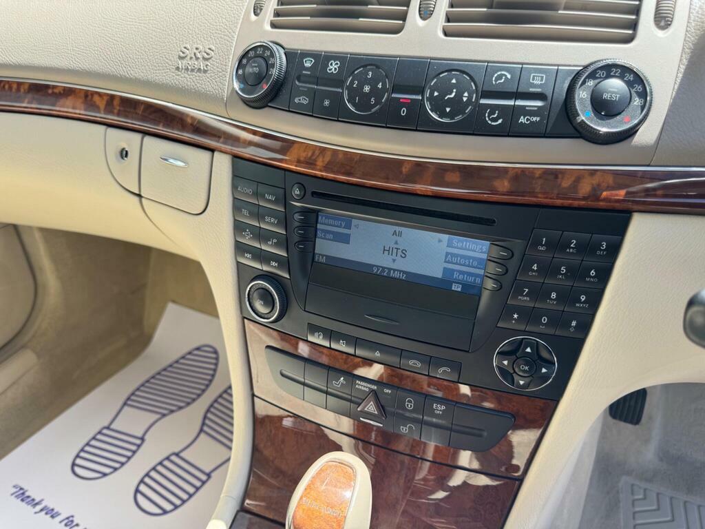 Mercedes-Benz E Class 5.0 E500 Elegance Silver #17