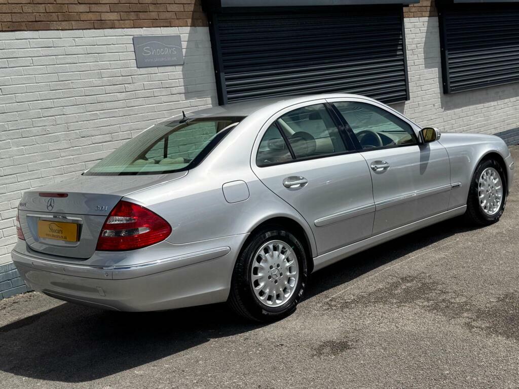 Mercedes-Benz E Class 5.0 E500 Elegance Silver #4