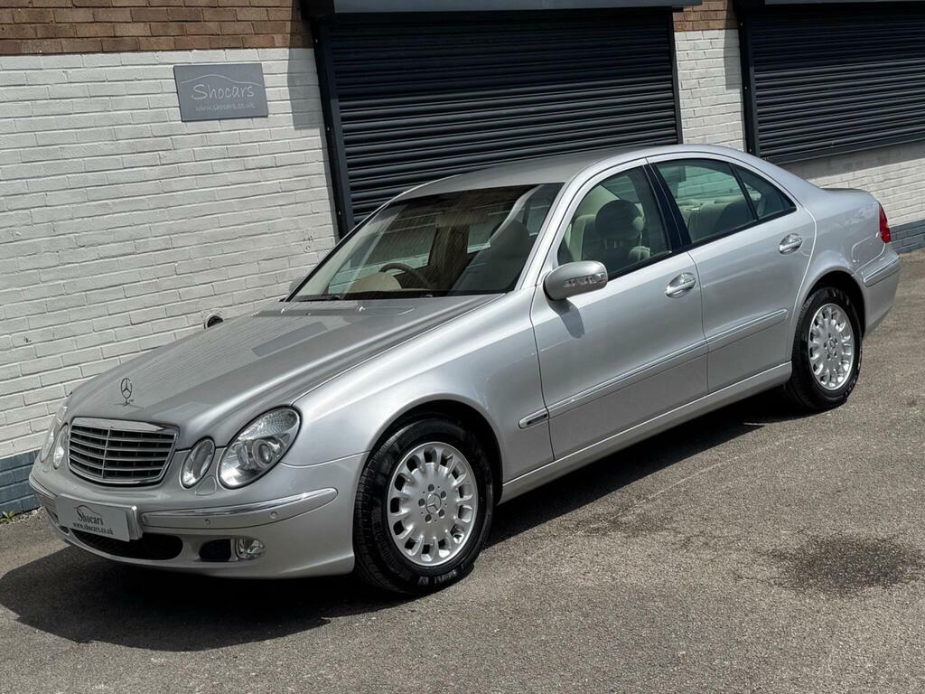 Mercedes-Benz E Class 5.0 E500 Elegance Silver #23
