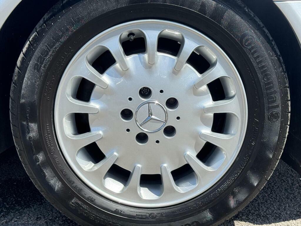 Mercedes-Benz E Class 5.0 E500 Elegance Silver #15