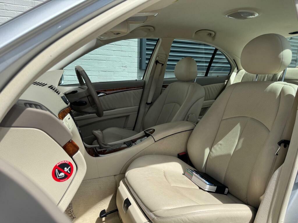 Mercedes-Benz E Class 5.0 E500 Elegance Silver #11