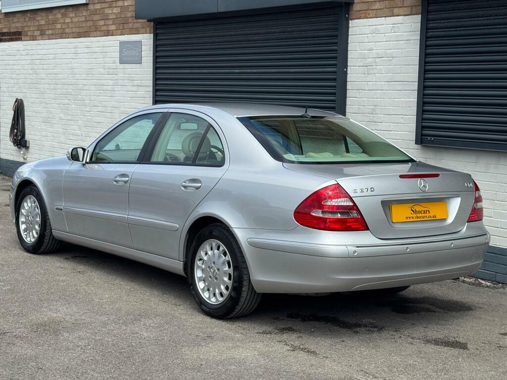 Mercedes-Benz E Class 5.0 E500 Elegance Silver #3