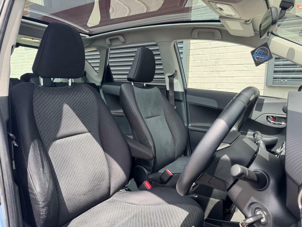 Toyota Verso-S S 1.3L 98 Bhp Silver #10
