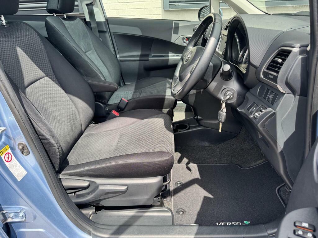 Toyota Verso-S S 1.3L 98 Bhp Silver #13