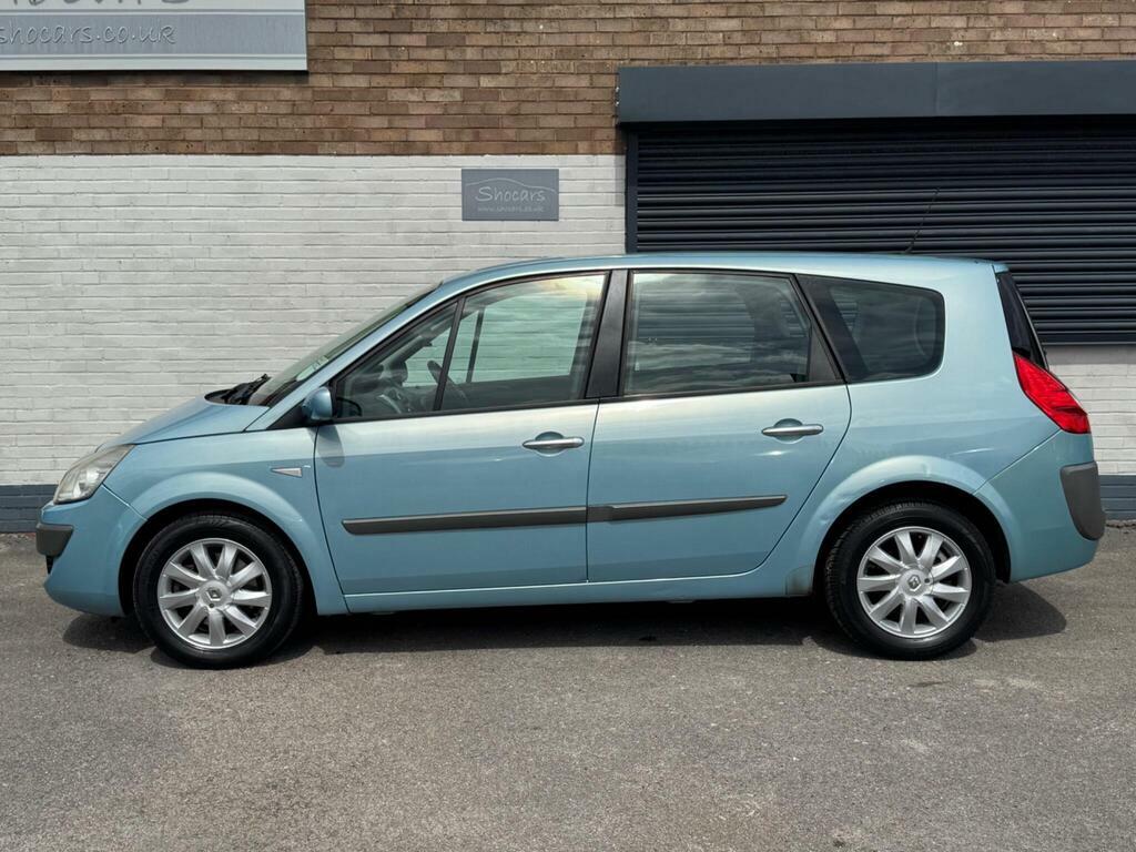 Renault Grand Scenic 2.0 Vvt Dynamique Blue #4