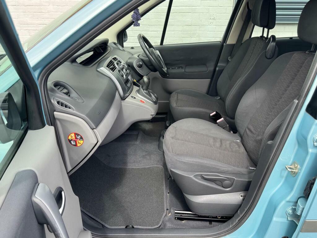 Renault Grand Scenic 1.6 Vvt Privilege Grey #14