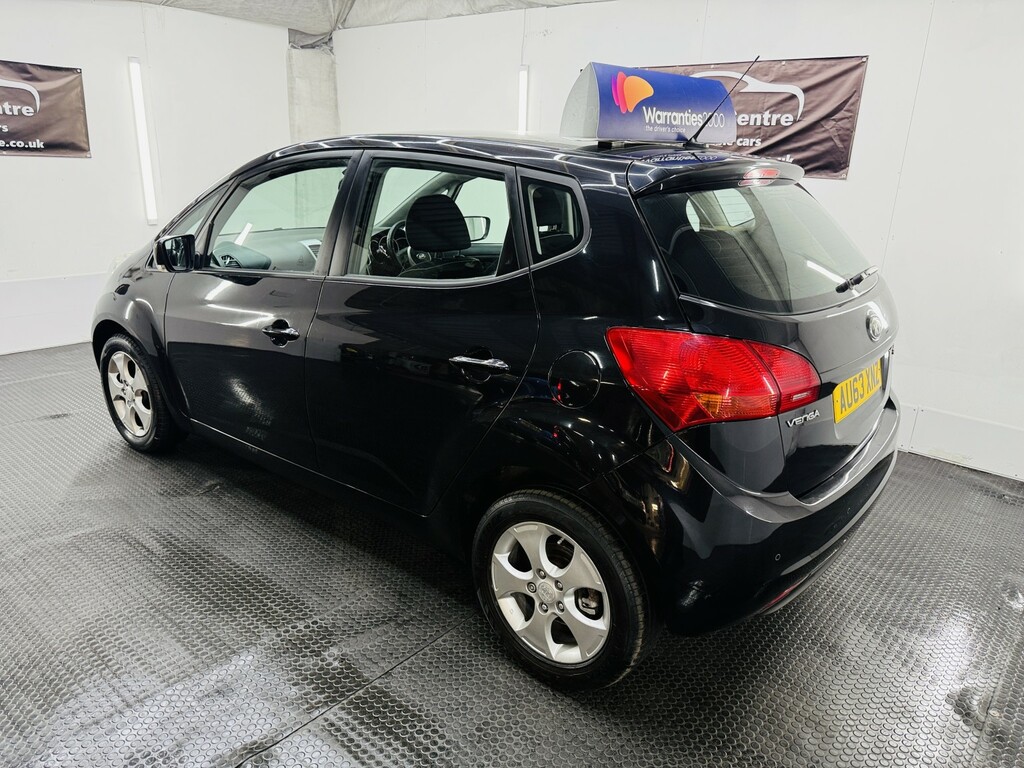 Kia Venga 1.4 Crdi 2 Black #4