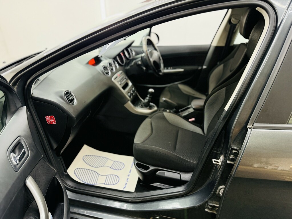 Peugeot 308 Hatchback Red #16