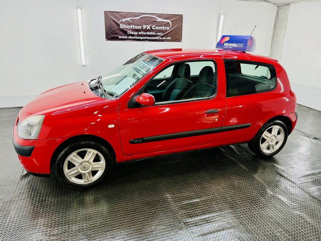 Renault Clio 1.2 Campus Sport Red #2
