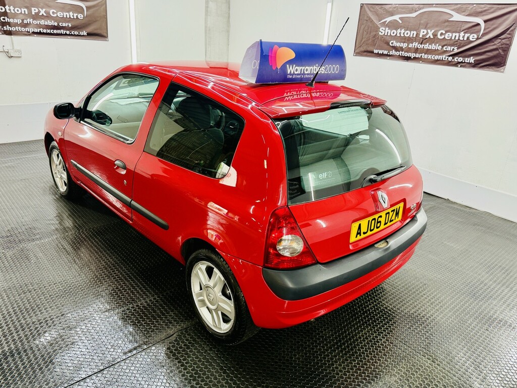 Renault Clio 1.2 Campus Sport Red #5