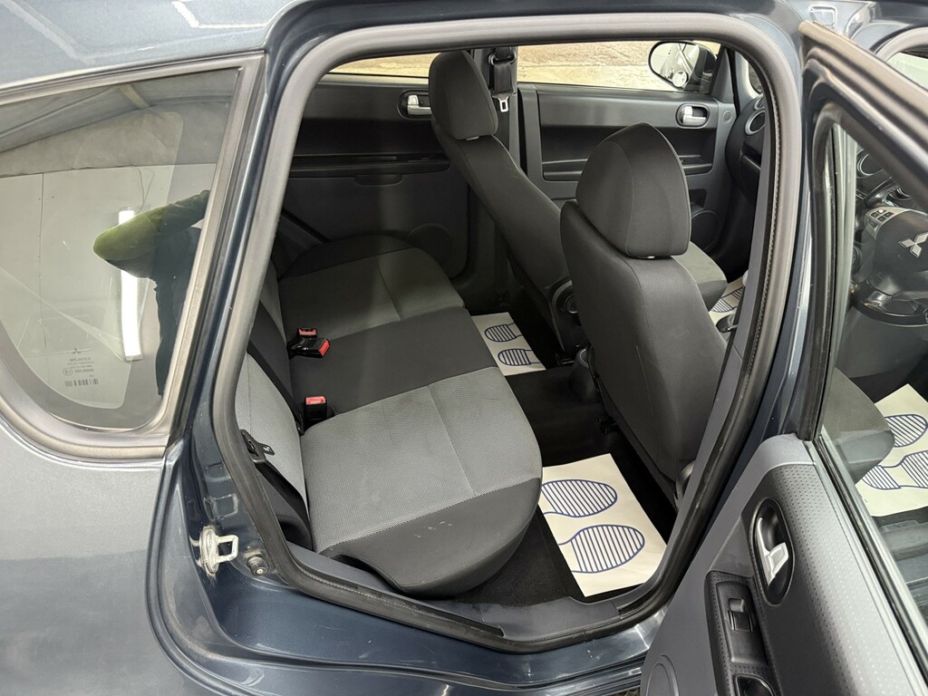 Mitsubishi Colt Hatchback Blue #13