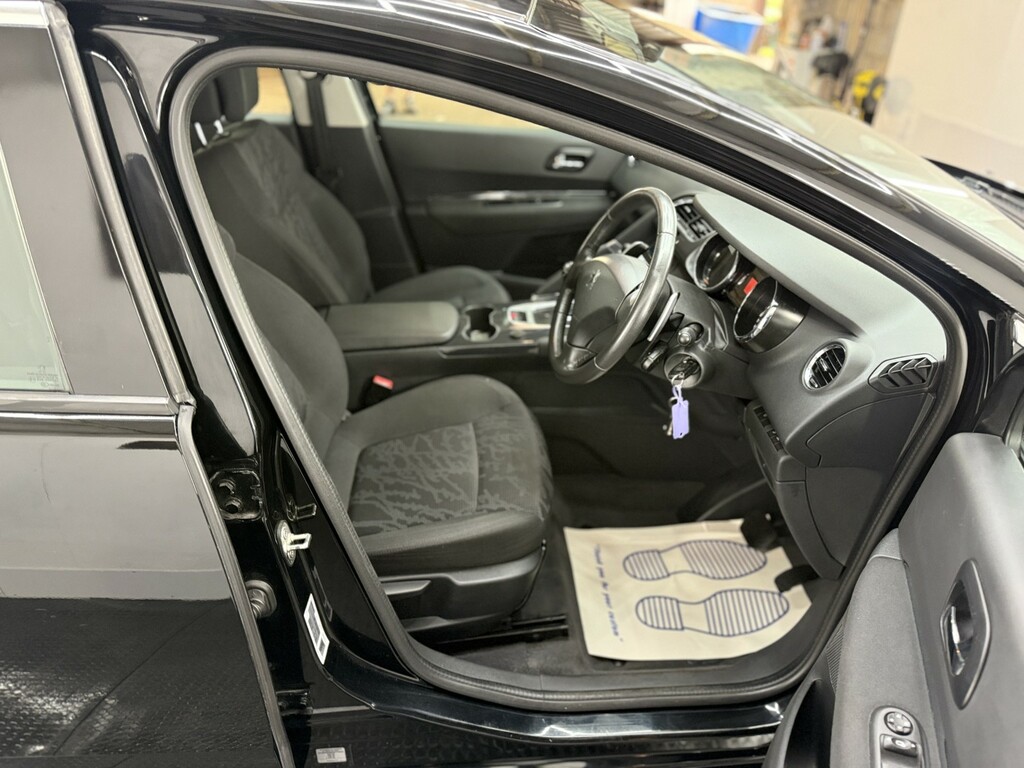 Peugeot 3008 1.6 E Black #13