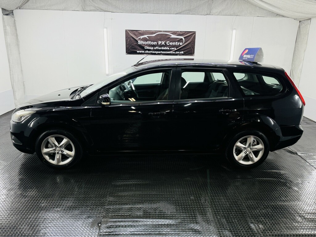 Ford Focus 1.8 Zetec Silver Hatchback U994 Silver #2