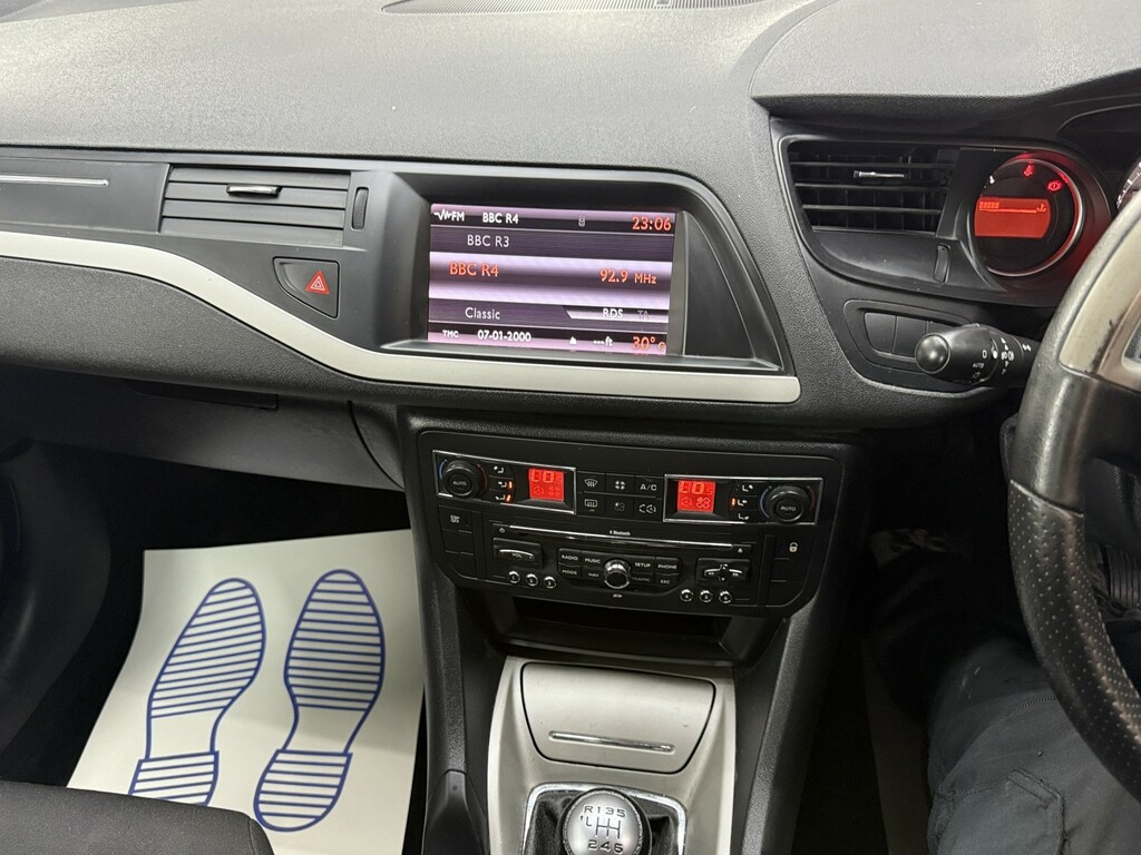 Citroen C5 1.6 Hdi Vtr Plus Nav 110 Bhp White #13