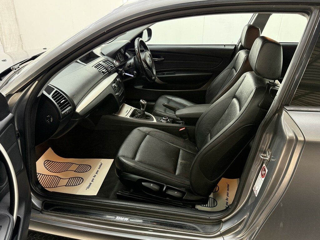 BMW 1 Series 118D Sport Black #16