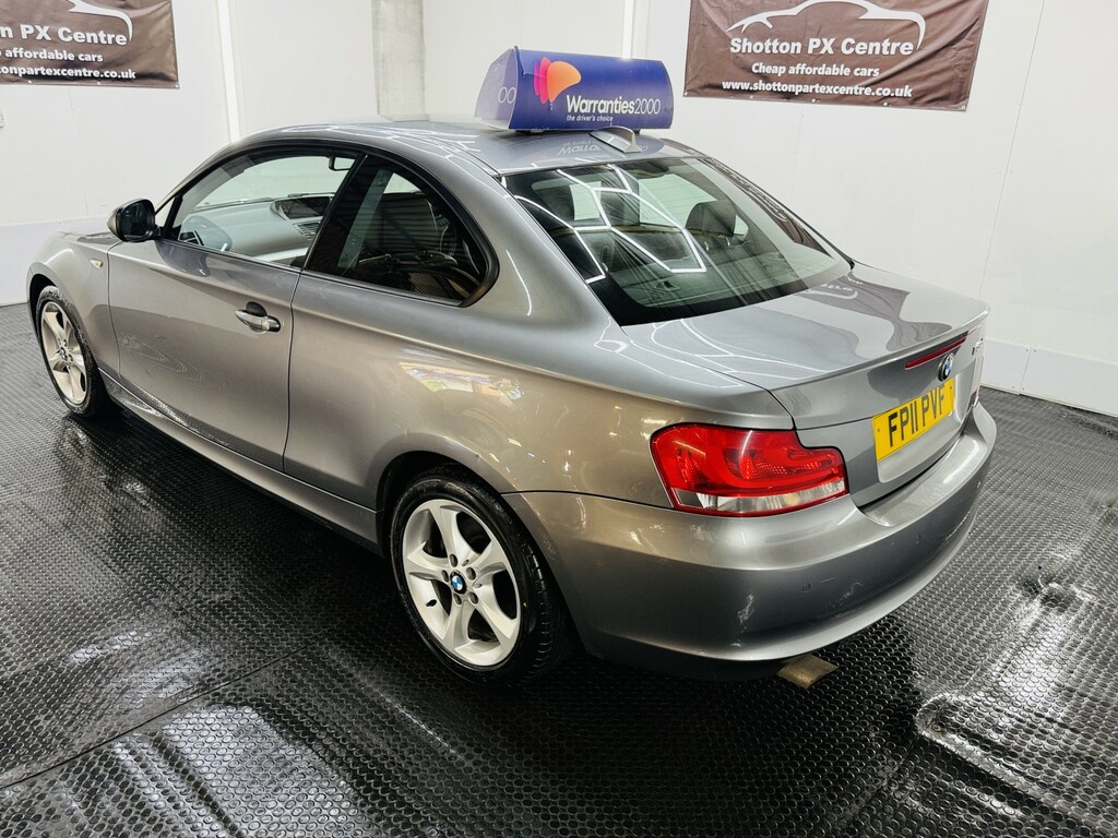 BMW 1 Series 118D Sport Black #4