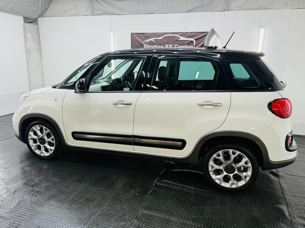 Fiat 500L 1.6 Multijet Trekking White #3