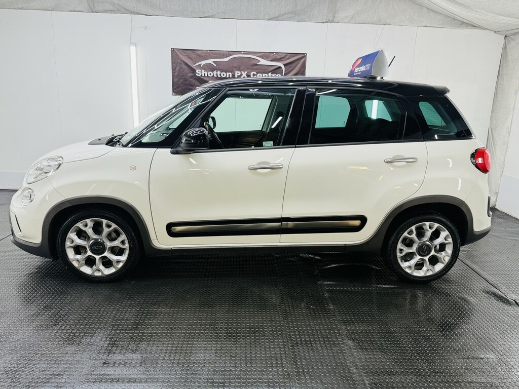 Fiat 500L 1.6 Multijet Trekking White #2