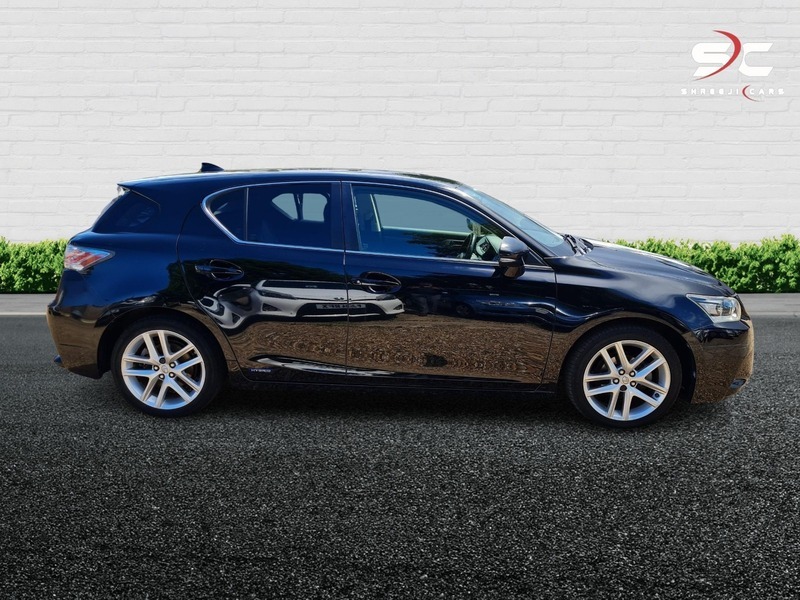 Lexus CT Advance Black #2