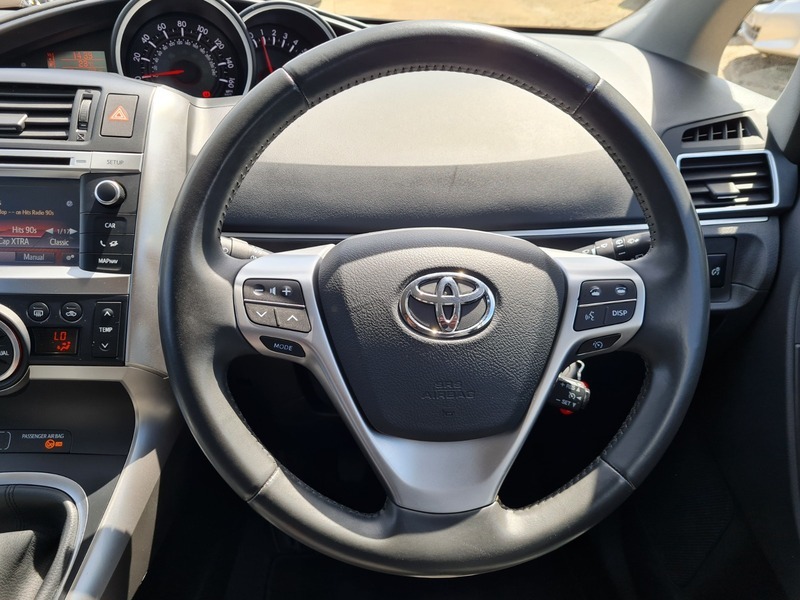 Toyota Verso 1.6 D-4d Excel 110 Bhp White #17