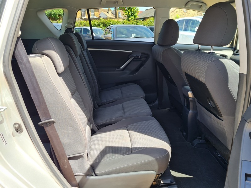 Toyota Verso 1.6 D-4d Excel 110 Bhp White #27