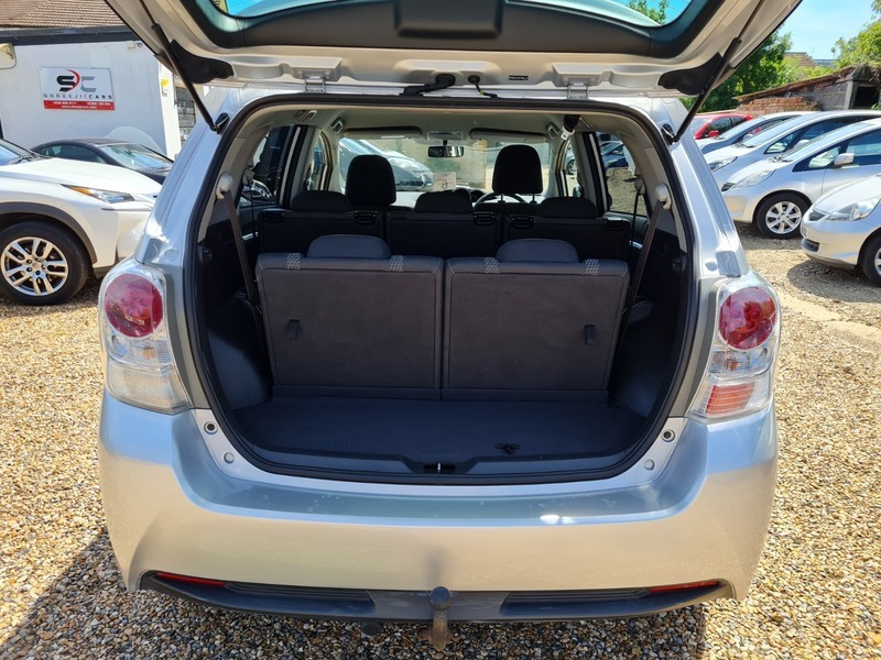 Toyota Verso 1.6 D-4d Excel 110 Bhp White #8