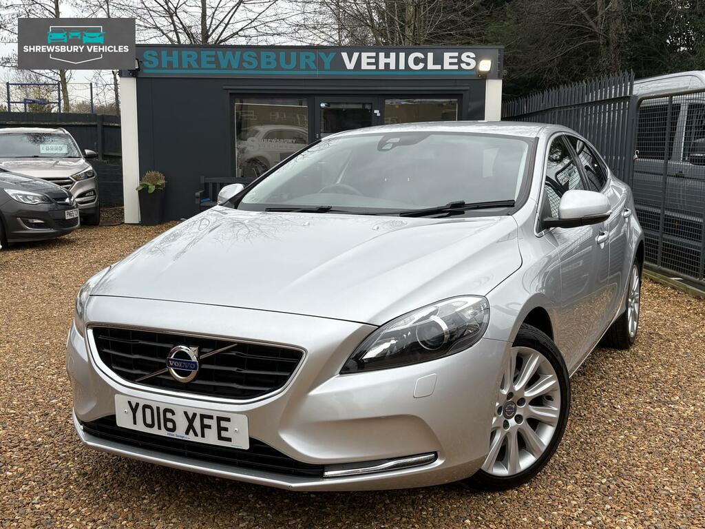 Volvo V40 2.0 D2 Se Lux Nav Hatchback Euro 6 Silver #2