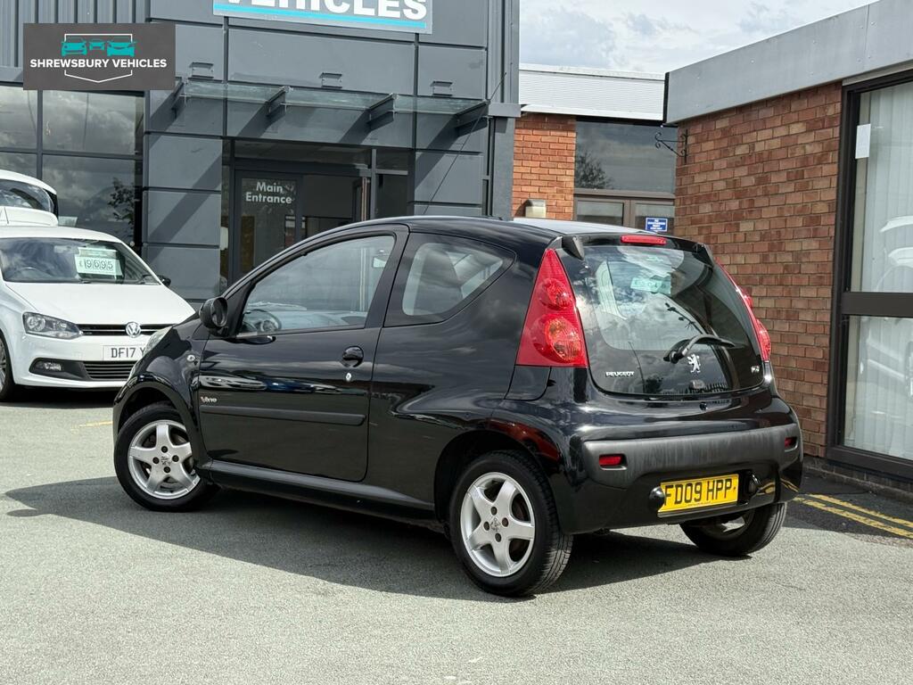 Peugeot 107 Verve Black #5