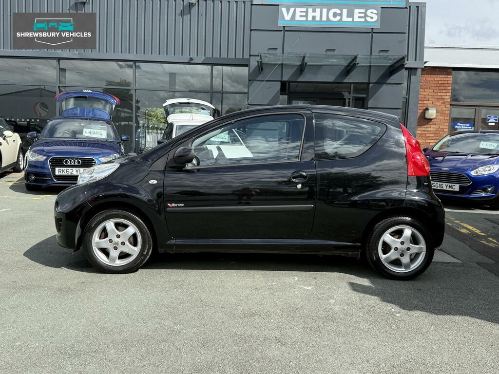 Peugeot 107 Verve Black #4