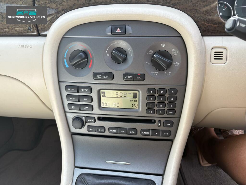 Jaguar X-Type 2.1 V6 Se Beige #17