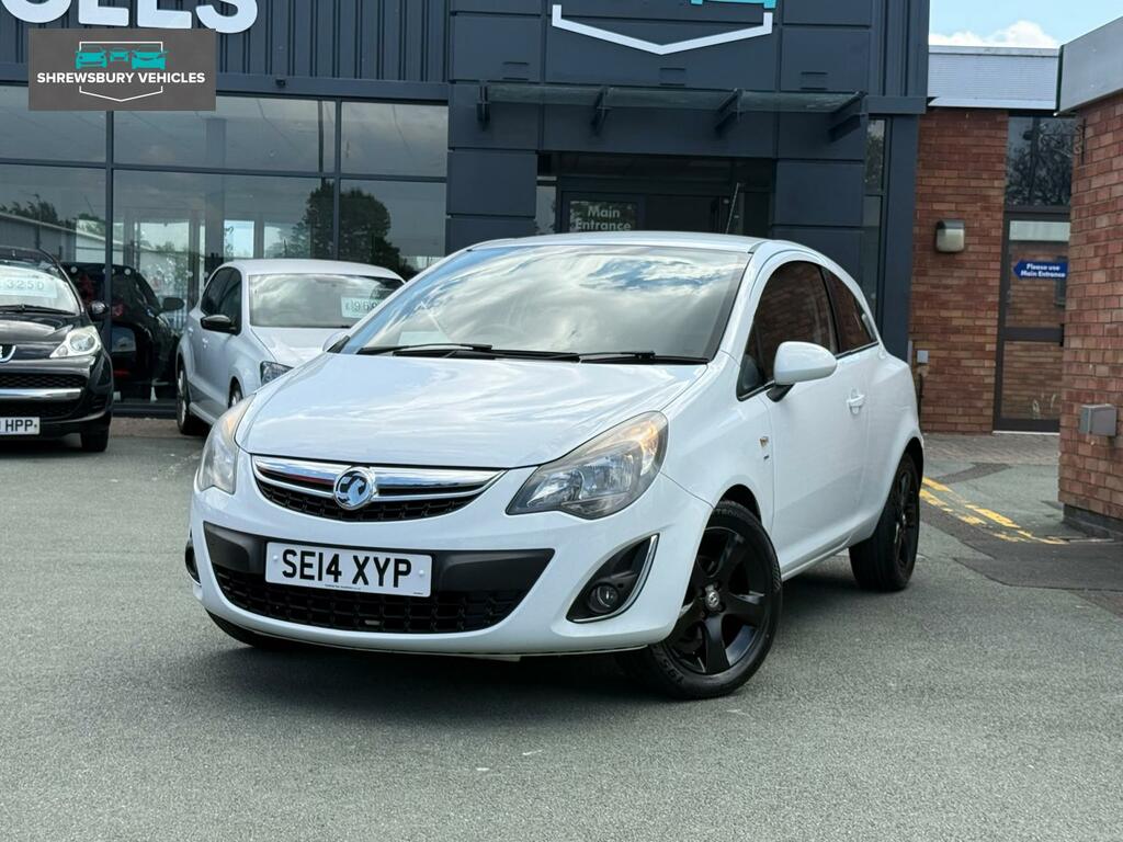 Vauxhall Corsa Sxi White