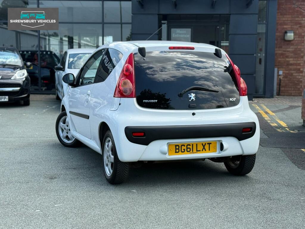 Peugeot 107 Sportium White #6