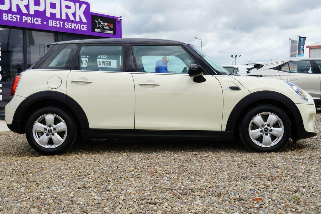 Mini Hatch 1.5 Cooper Classic Euro 6 Ss EG19PGO White #4
