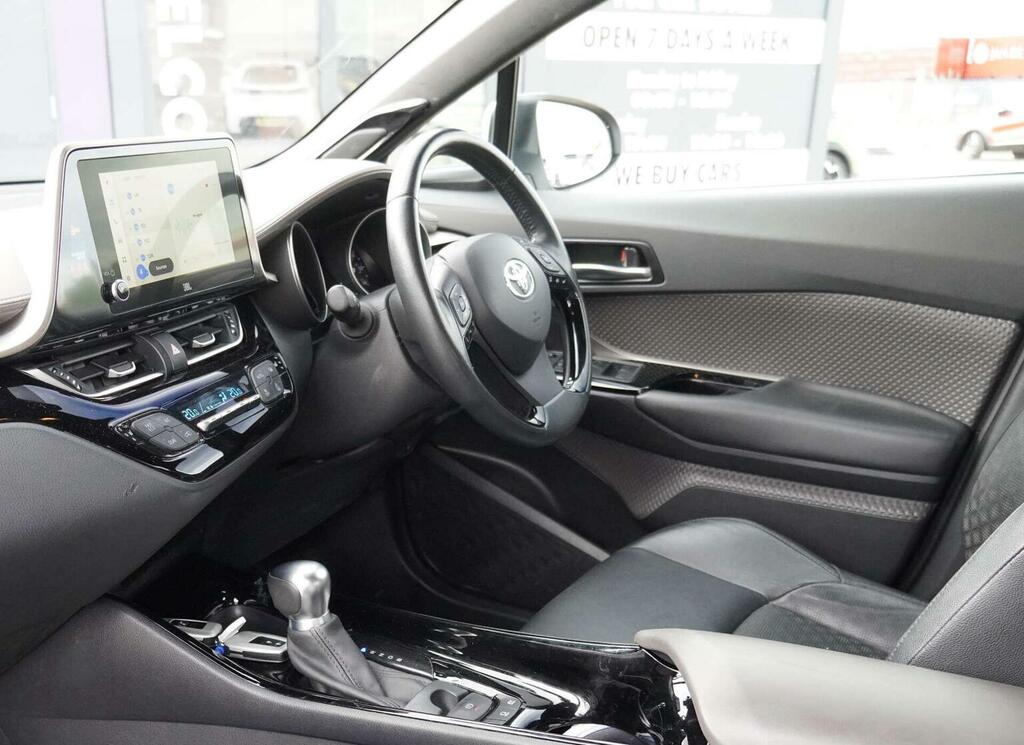 Toyota C-Hr 1.8 Vvt-h Excel Cvt Euro 6 Ss LT72RWL White #2