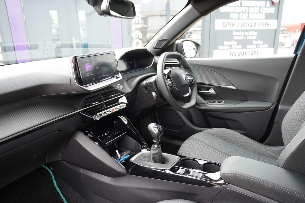 Peugeot 2008 1.2 Puretech Allure Euro 6 Ss SA75VGN Blue #2