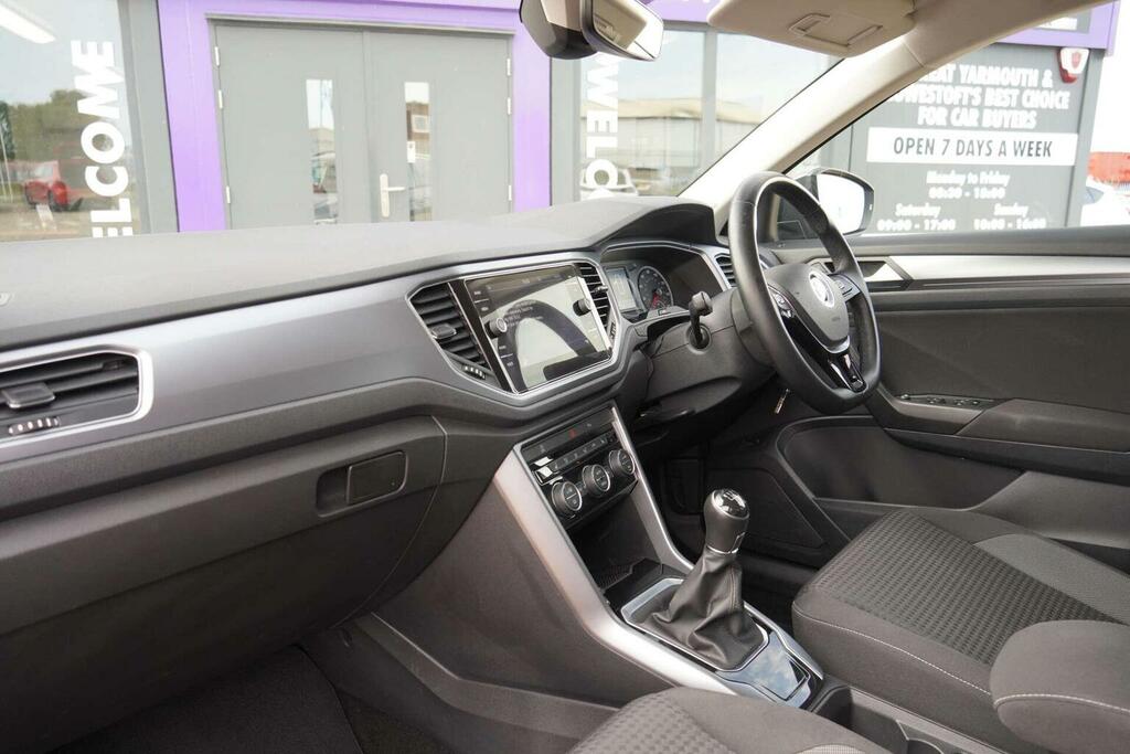 Volkswagen T-Roc 1.0 Tsi Active Euro 6 Ss AE22YGP Grey #2
