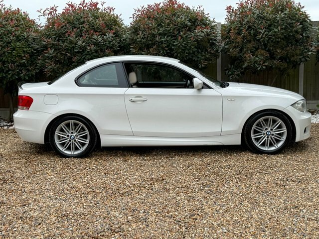 BMW 1 Series 2012 2.0 118D M Sport Coupe Euro White #4