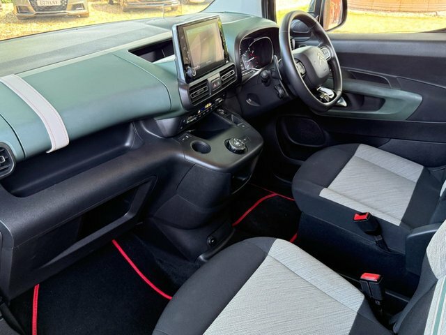 Citroen Berlingo Driver M White #18