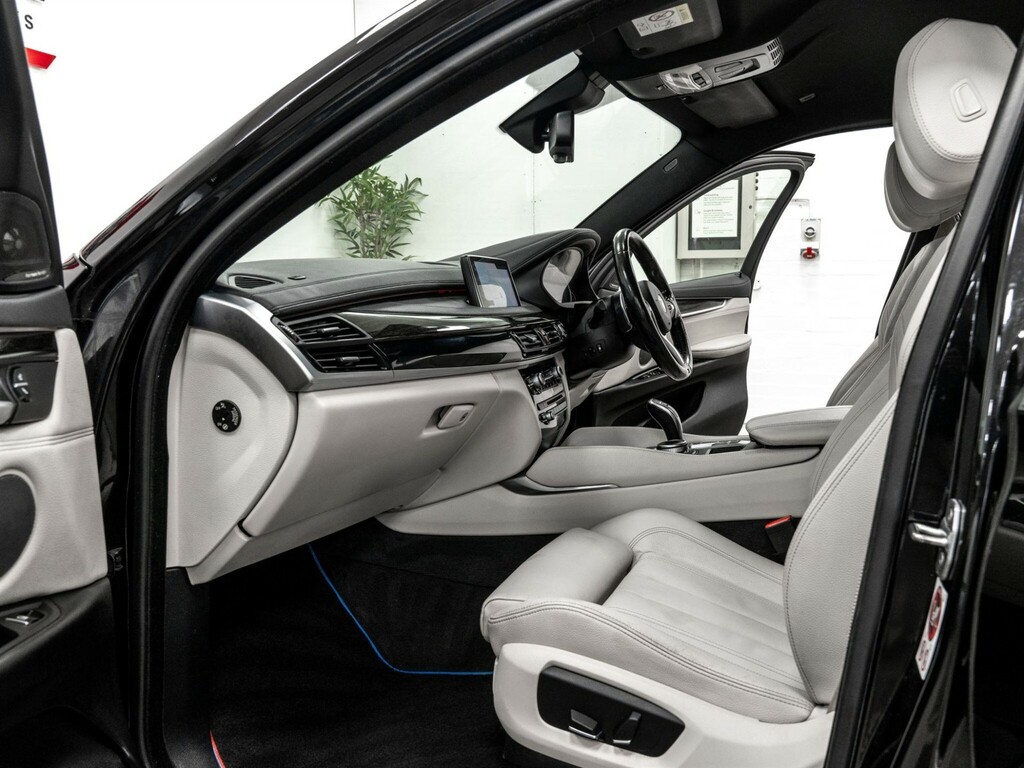 BMW X6 4.4 M 568 Bhp Red #15