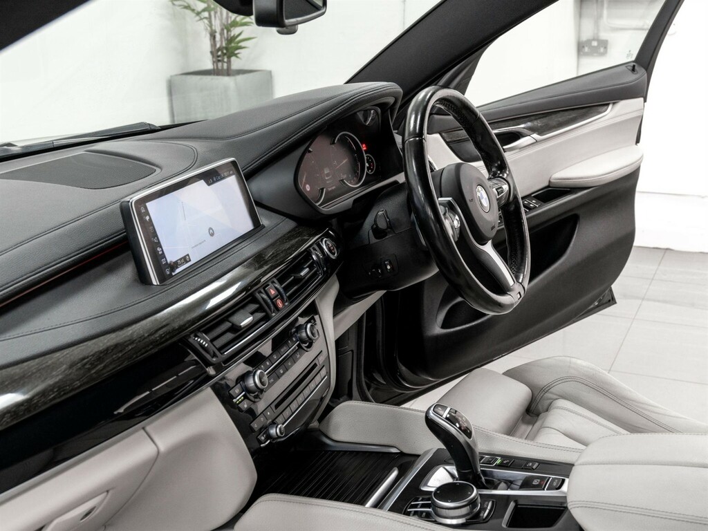 BMW X6 4.4 M 568 Bhp Red #27