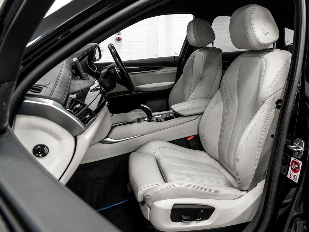 BMW X6 4.4 M 568 Bhp Red #20