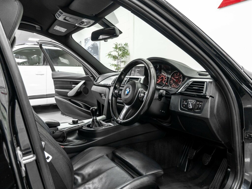 BMW 3 Series 320D M Sport Touring Blue #25