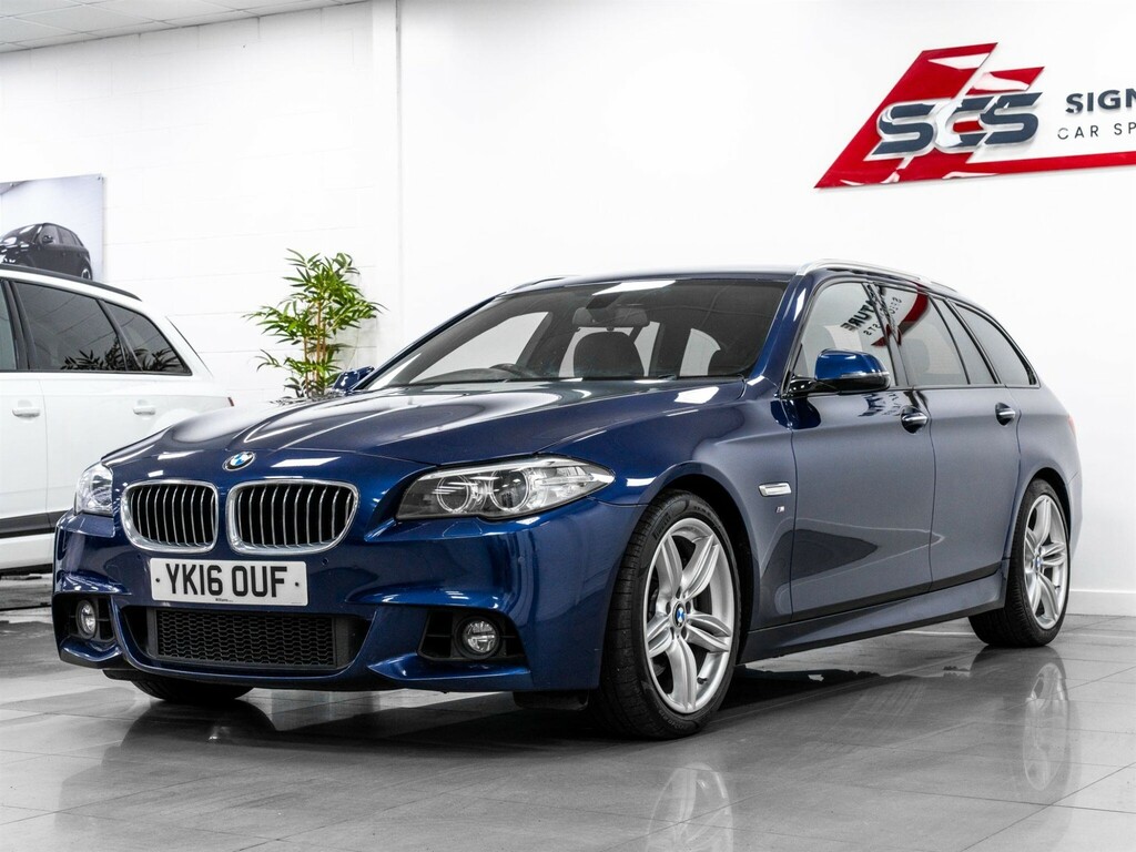 BMW 5 Series Estate Blue #2
