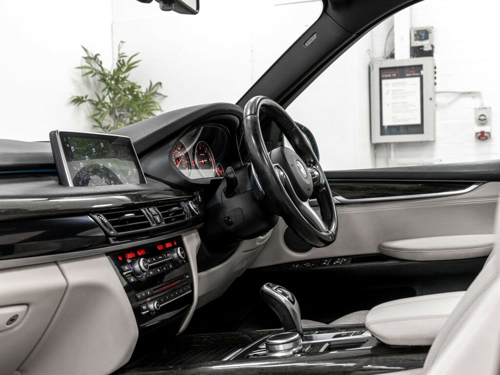 BMW X5 Suv  #30