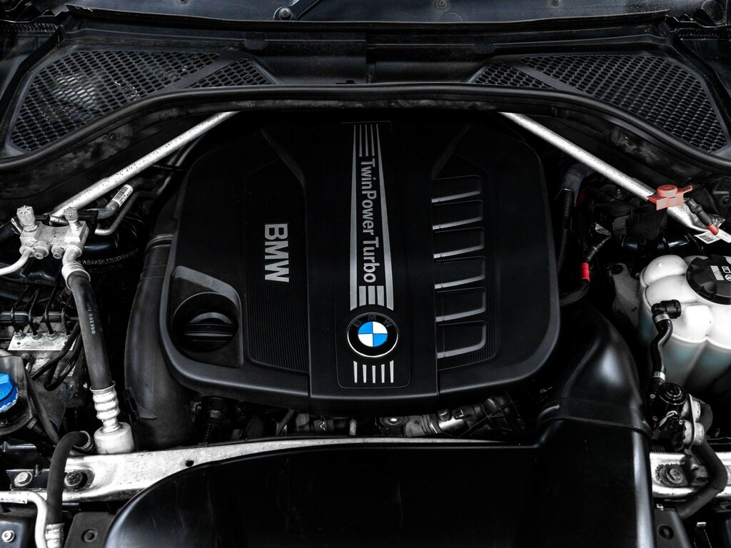 BMW X5 Suv  #27