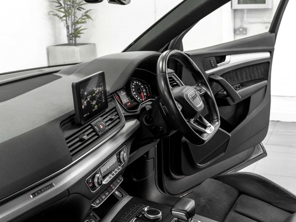 Audi Q5 2.0 Tdi Quattro S Line 188 Bhp Black #26