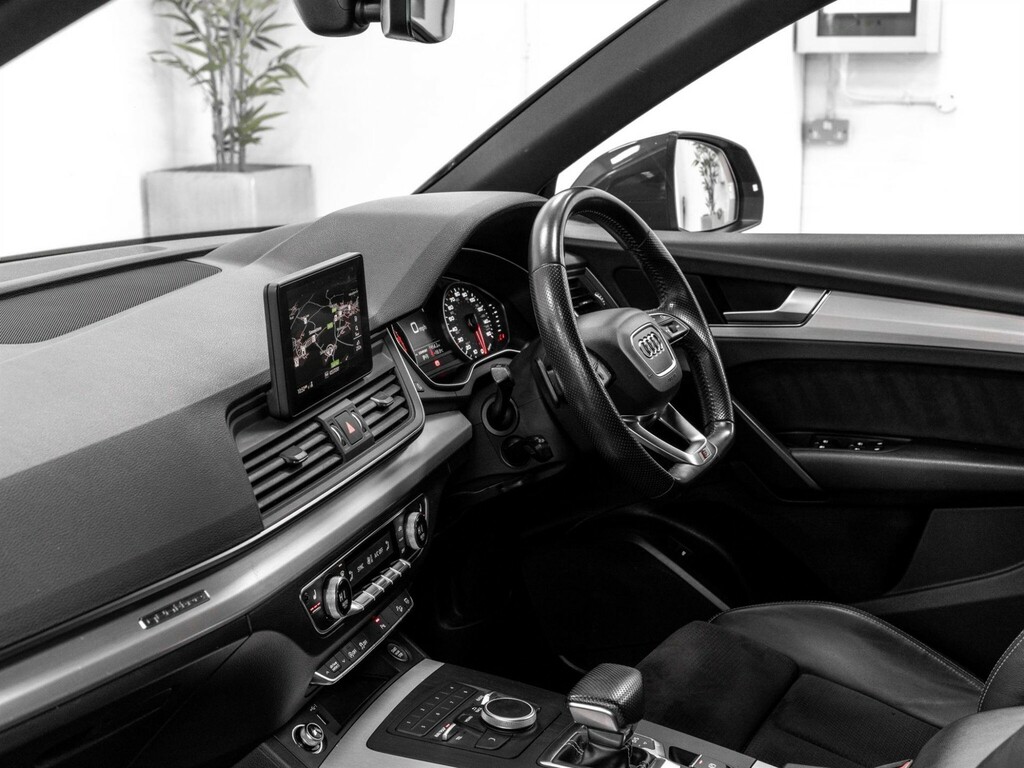 Audi Q5 2.0 Tdi Quattro S Line 188 Bhp Black #27