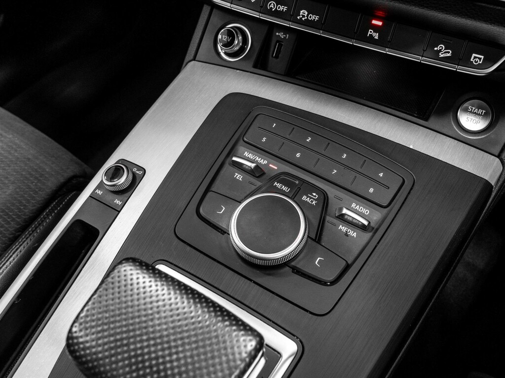 Audi Q5 2.0 Tdi Quattro S Line 188 Bhp Black #30